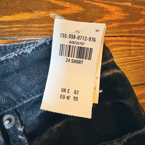 NWT Abercrombie & Fitch The Skinny High Rise Back Distressed Curve Love Jeans - Picture 9 of 14